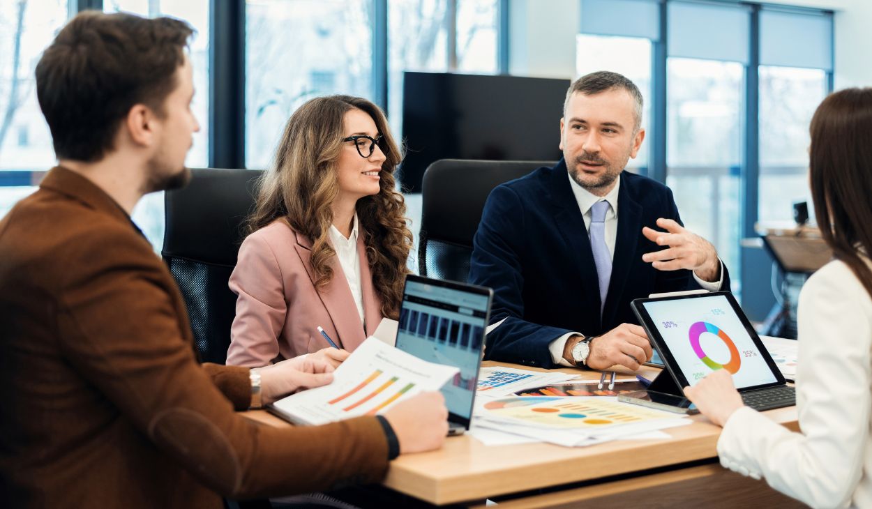 Procurement Professionals in Business Growth